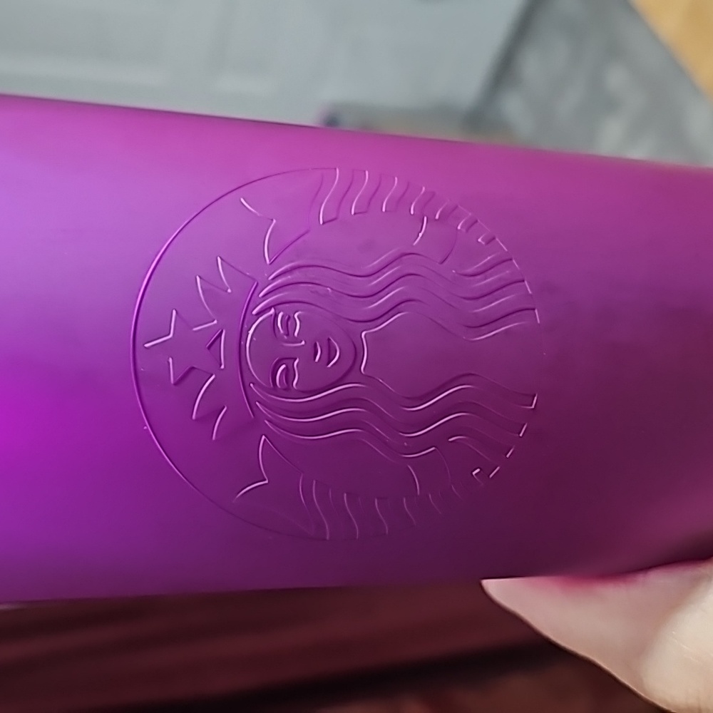 Purple soft touch starbucks tumbler - Picture 4 of 8